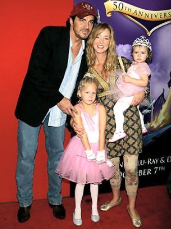 Thorsten Kaye with his wife, Susan Haskell, and two daughters, McKenna and Marlowe Marann. 